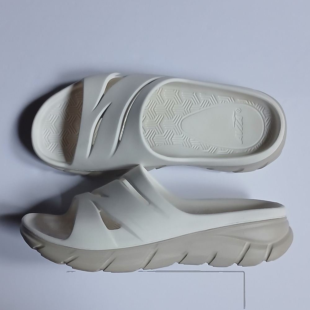 Avia Womens Comfort Slides Cream Tan Slip On Sandals Size 9